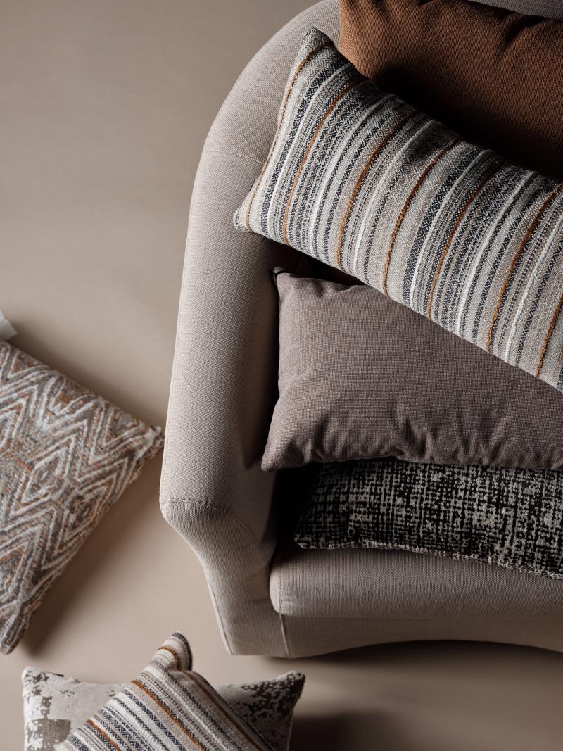 Meubles à Thonon Canapés et relaxation / Canapés / Fauteuils et poufs