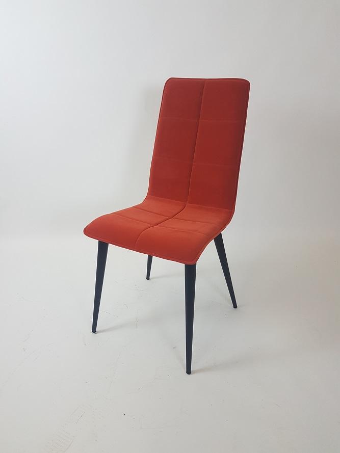 Meubles à Thonon Tables et chaises / Tables / Chaises