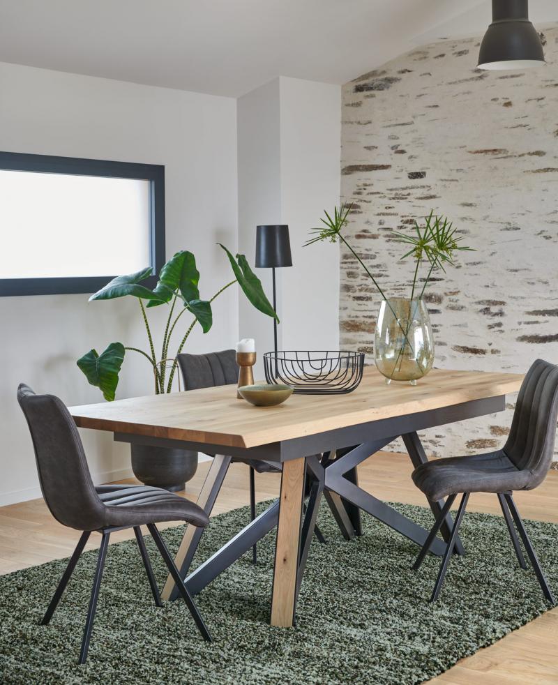 Meubles à Thonon Tables et chaises / Tables / Tables de Séjour