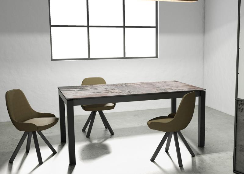 Meubles à Thonon Tables et chaises / Tables / Tables de Séjour