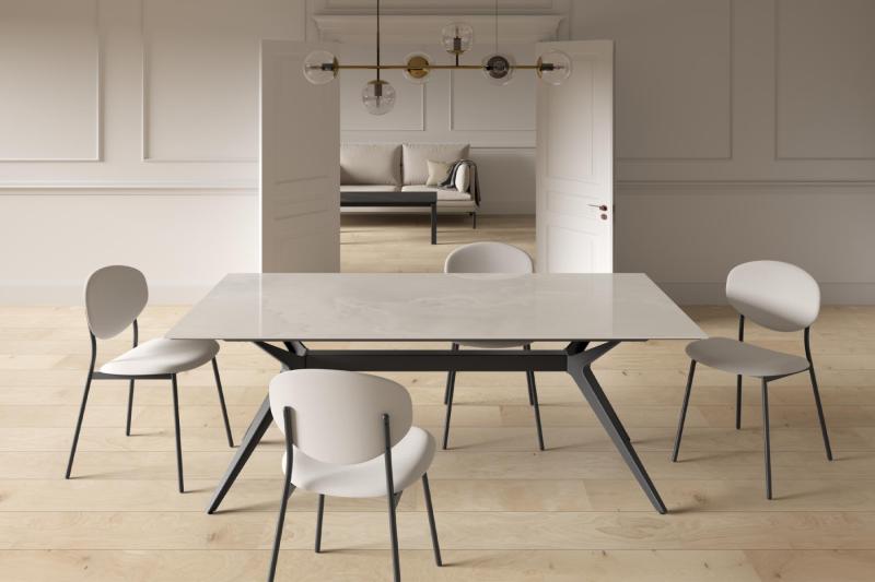 Meubles à Thonon Tables et chaises / Tables / Tables de Séjour