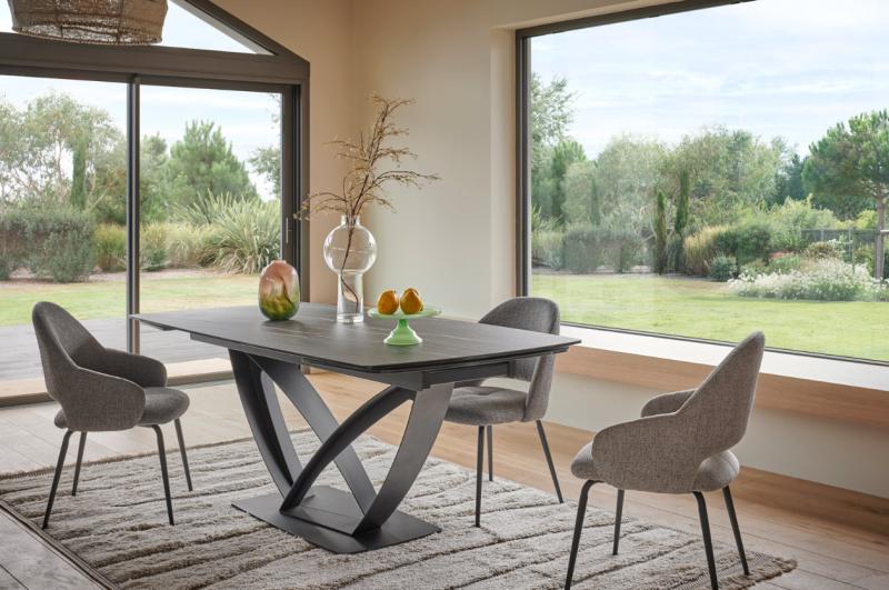 Meubles à Thonon Tables et chaises / Tables / Tables de Séjour